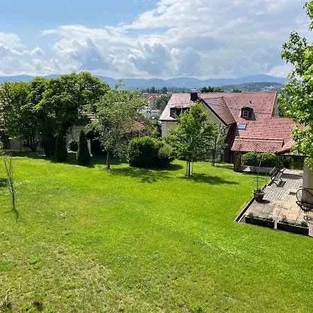 Hisa Kapitelj Hébergement de vacances