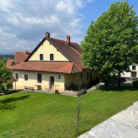 Hébergement de vacances Hisa Kapitelj